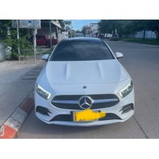 2022 ລົດເຊົ່າ Mercedes Benz